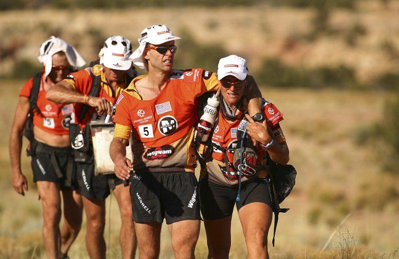 Robyn Benincasa z drużyną (po prawej) na Primal Quest