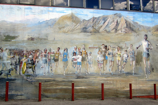 [h6]Mural na rogu ulic Broadway i Spruce Street[/h6]