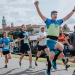 Jak biegać 1 MILĘ? – radzą Joanna Jóźwik, Marcin Lewandowski i Bartosz Olszewski