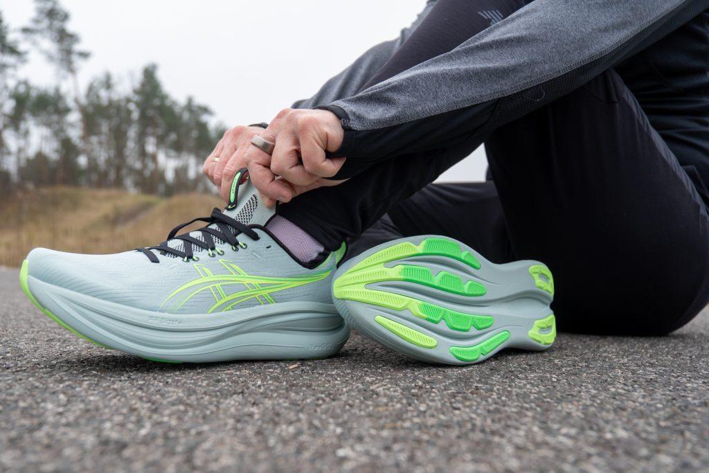 ASICS GEL-NIMBUS 28 ahar plus