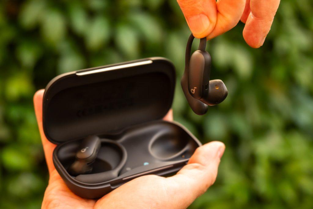 Słuchawki do biegania Soundcore douszne hybrydowe AeroFit 2 Pro