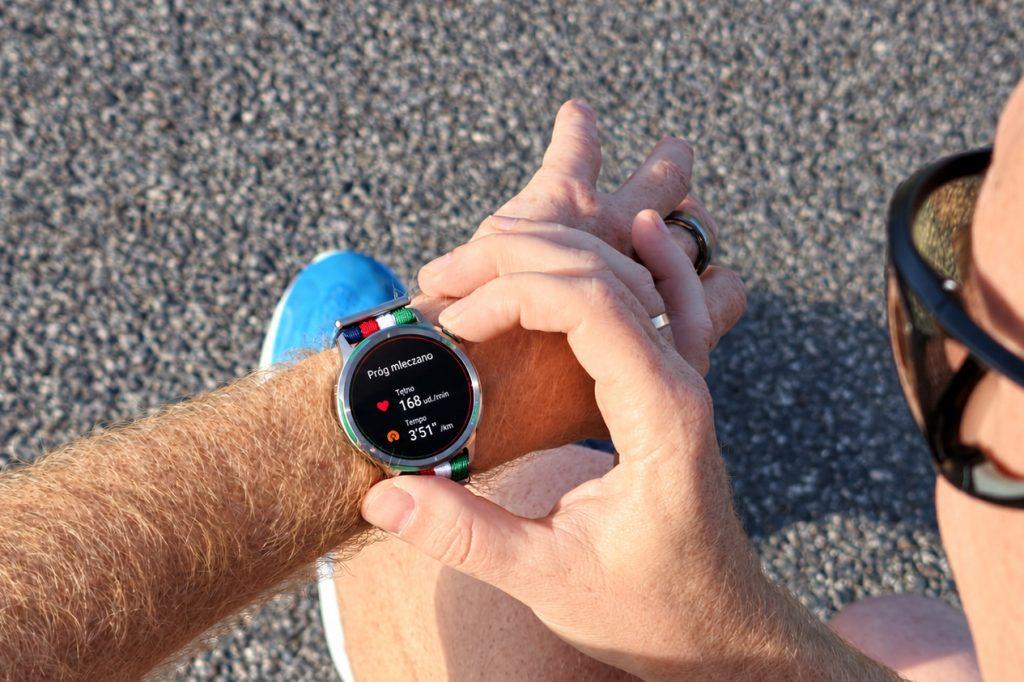 postępy w bieganiu HUAWEI WATCH GT Runner 2 próg mleczanowy
